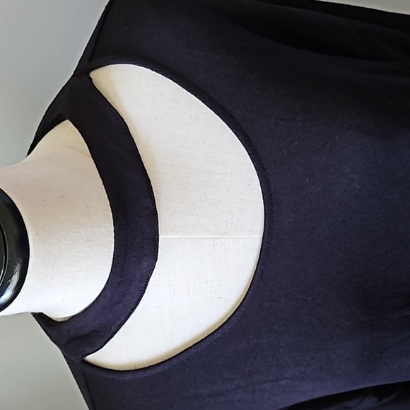 Maurices Black Solid Cut Out Mock Neck Long Sleeve Top NWT - Picture 4 of 10